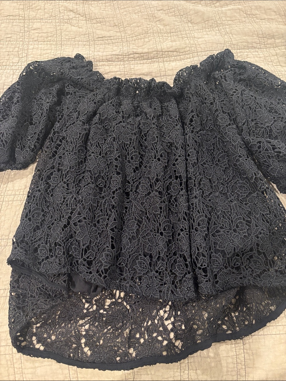 Anthropologie Black Off-the-Shoulder Lace Crop Top - Picture 5 of 7